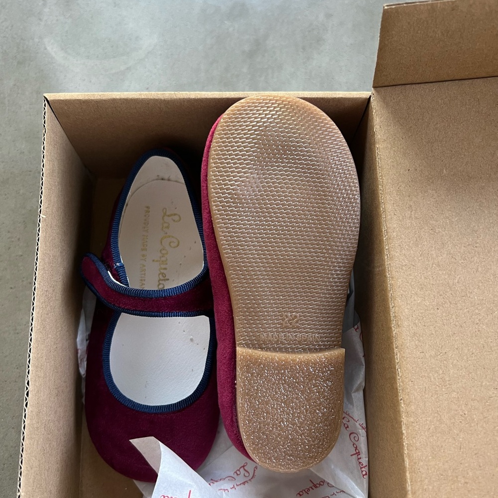 La Coqueta's Burgundy Velvet Girl Mary Jane Shoes - Picture 5 of 5